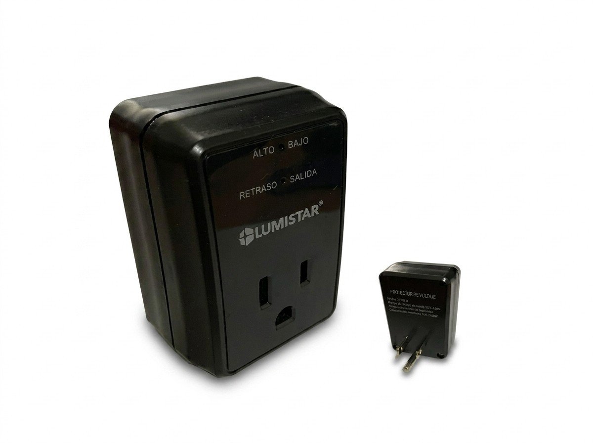 Protector de Voltaje Lumistar para equipo electrónicos
